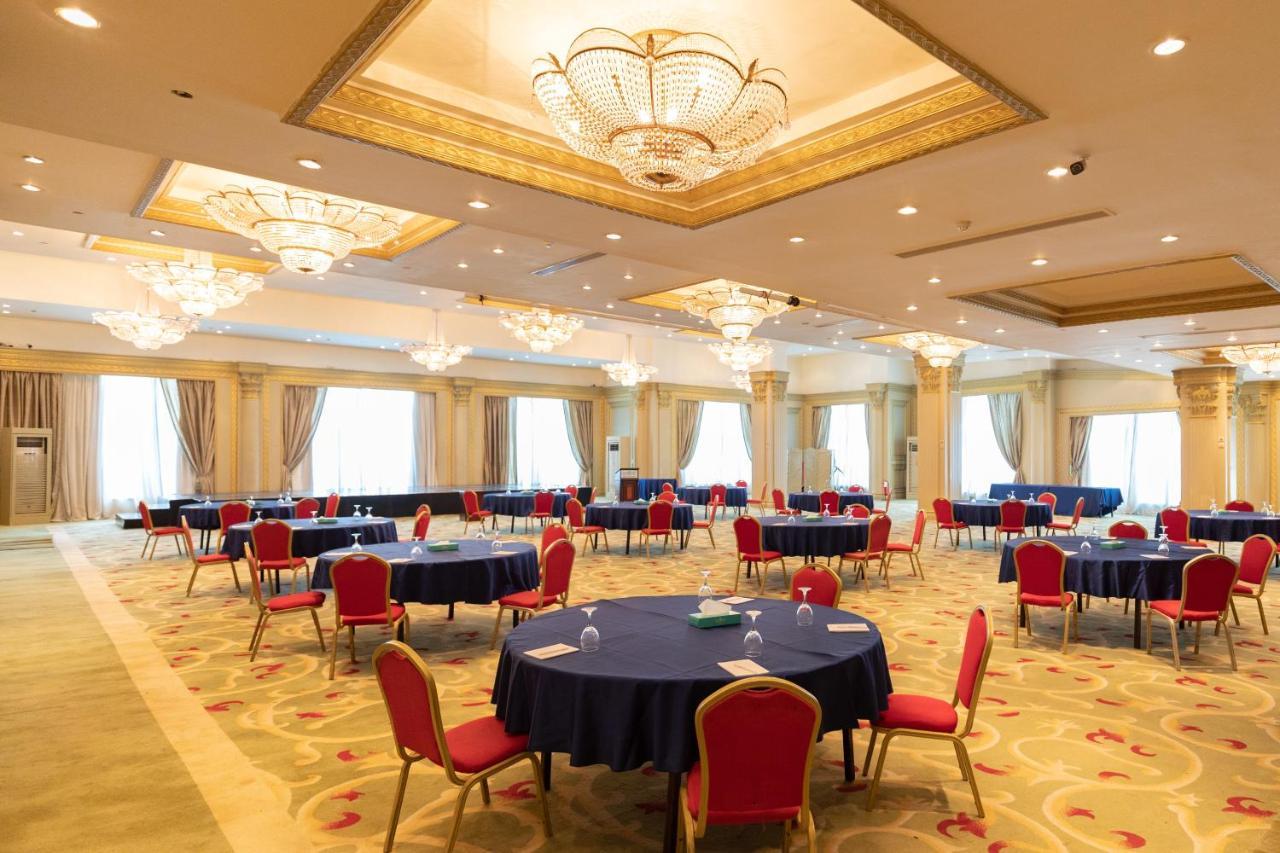 Sunrise Alex Avenue Hotel Alexandria Eksteriør bilde The ballroom