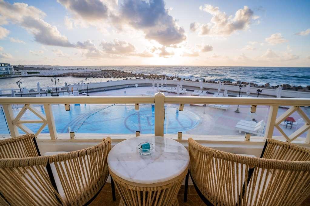 Sunrise Alex Avenue Hotel Alexandria Rom bilde View from the balcony of a suite at the Dead Sea Spa Magdiel
