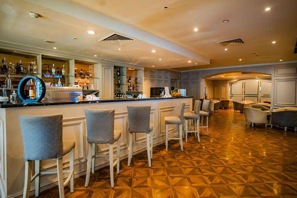 Sunrise Alex Avenue Hotel Alexandria Interiør bilde The bar at the 1900 restaurant