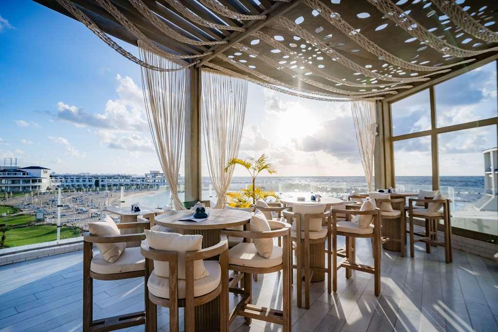 Sunrise Alex Avenue Hotel Alexandria Restaurant bilde The Sky Bar