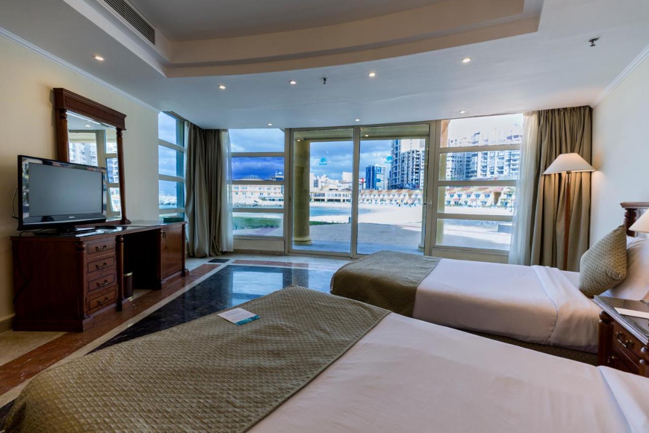 Sunrise Alex Avenue Hotel Alexandria Eksteriør bilde A room at the hotel
