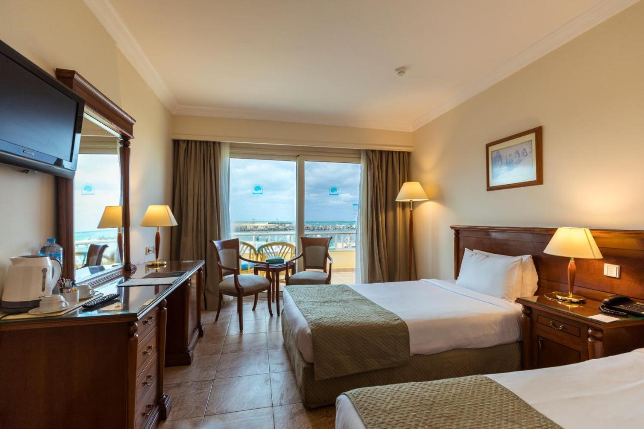 Sunrise Alex Avenue Hotel Alexandria Eksteriør bilde A room at the hotel